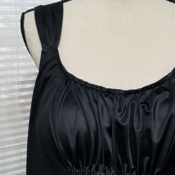 ✨ Swimsuits for All Black Floral Swimdress Top - Picture 3 of 9